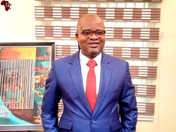 CEOAfrica :: COVID-19: Mandatory Vaccination will not work, engage  Community Pharmacists to do the magic -ACPN Chairman, Oladigbolu charges FG  :: Africa Online News Portal